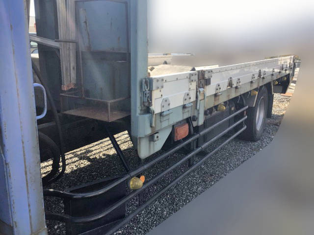 三菱ふそうファイターセルフクレーン3段増トン（6t・8t）[写真05]