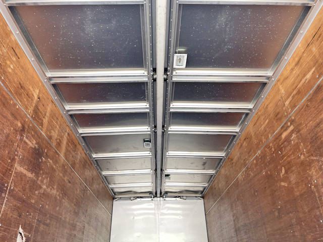 日野レンジャーアルミウイング中型（4t）[写真14]