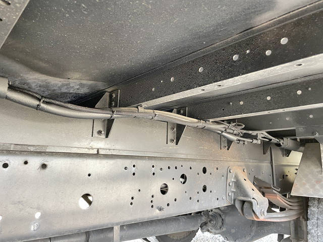 日野レンジャーアルミウイング中型（4t）[写真24]