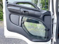 日野レンジャーアルミウイング中型（4t）[写真29]