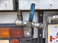 トヨタダイナ高圧洗浄車小型（2t・3t）[写真15]