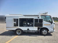 トヨタダイナ高圧洗浄車小型（2t・3t）[写真08]