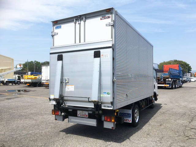 いすゞエルフアルミバン小型（2t・3t）[写真02]