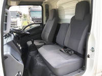 いすゞエルフアルミバン小型（2t・3t）[写真29]