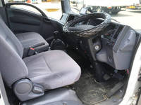 いすゞエルフアルミバン小型（2t・3t）[写真33]