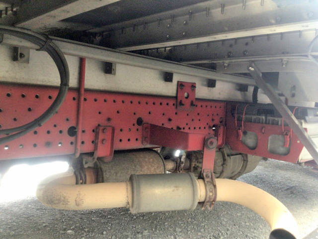 いすゞフォワードアルミウイング中型（4t）[写真19]