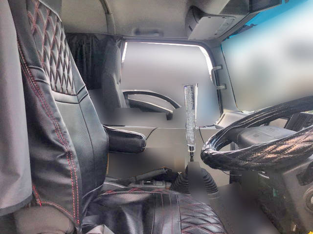 いすゞフォワードアルミウイング中型（4t）[写真21]