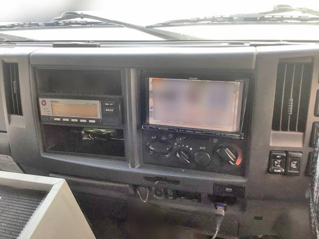 いすゞフォワードアルミウイング中型（4t）[写真25]