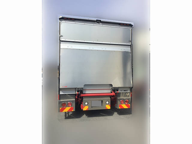 いすゞフォワードアルミウイング中型（4t）[写真07]