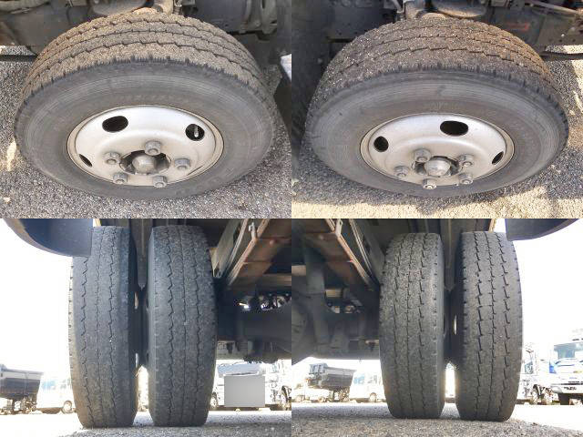 いすゞエルフ平ボディ小型（2t・3t）[写真18]