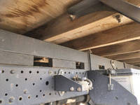 いすゞエルフ平ボディ小型（2t・3t）[写真21]