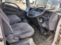 いすゞエルフ平ボディ小型（2t・3t）[写真30]