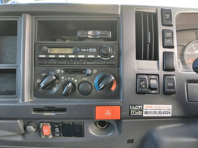 いすゞエルフ平ボディ小型（2t・3t）[写真34]