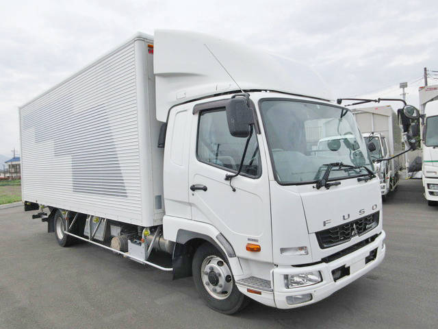 三菱ふそうファイターアルミバン中型（4t）TKG-FK64F [写真01]