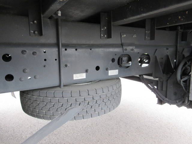 三菱ふそうファイターアルミバン中型（4t）[写真12]