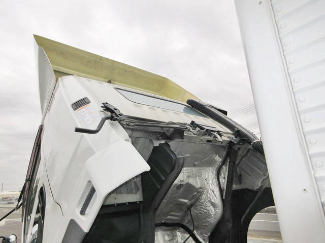 三菱ふそうファイターアルミバン中型（4t）[写真23]