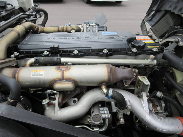 三菱ふそうファイターアルミバン中型（4t）[写真24]
