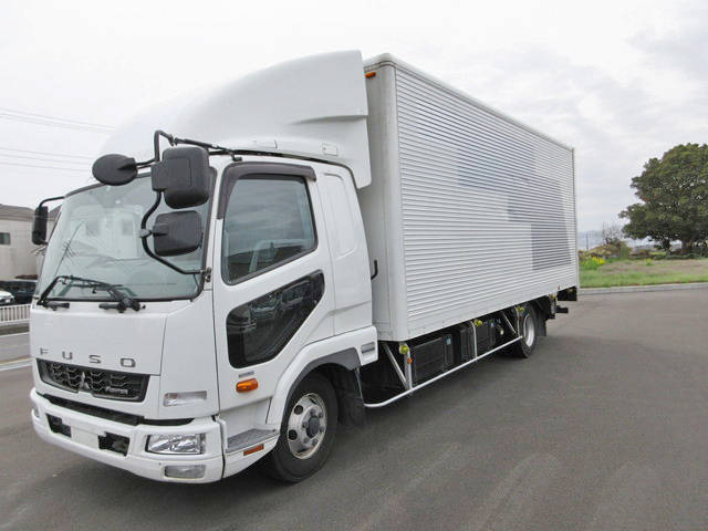 三菱ふそうファイターアルミバン中型（4t）[写真03]