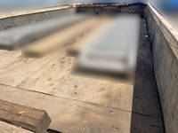 日産アトラス平ボディ小型（2t・3t）[写真12]