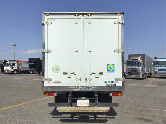 三菱ふそうキャンター冷凍車（冷蔵車）小型（2t・3t）[写真10]