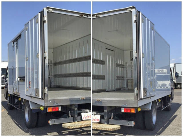 三菱ふそうキャンター冷凍車（冷蔵車）小型（2t・3t）[写真12]