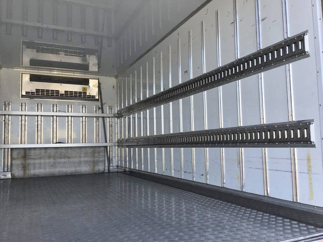 三菱ふそうキャンター冷凍車（冷蔵車）小型（2t・3t）[写真15]