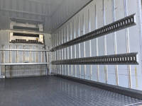 三菱ふそうキャンター冷凍車（冷蔵車）小型（2t・3t）[写真15]