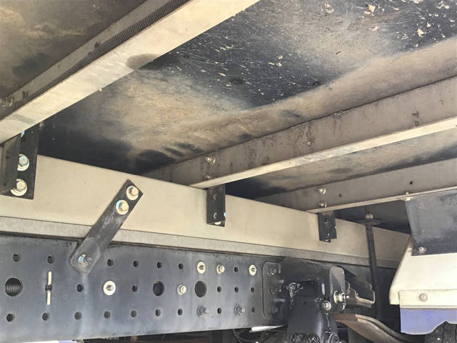 三菱ふそうキャンター冷凍車（冷蔵車）小型（2t・3t）[写真23]