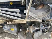 いすゞフォワードアルミウイング増トン（6t・8t）[写真11]