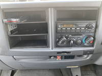 いすゞフォワードアルミウイング増トン（6t・8t）[写真37]