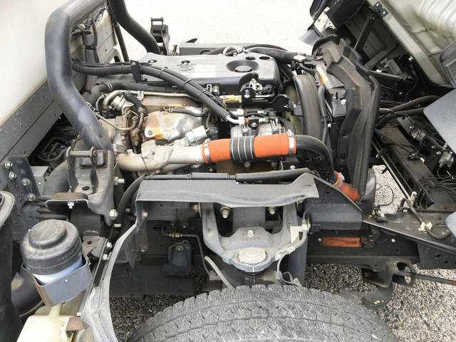 いすゞエルフ冷凍車（冷蔵車）小型（2t・3t）[写真22]