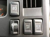 いすゞエルフ冷凍車（冷蔵車）小型（2t・3t）[写真36]