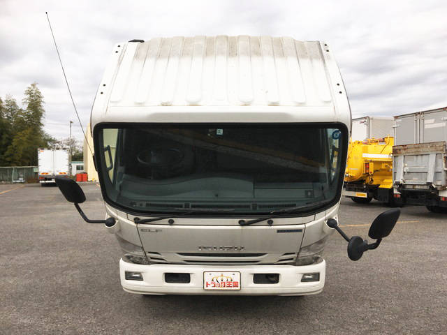 いすゞエルフ冷凍車（冷蔵車）小型（2t・3t）[写真08]