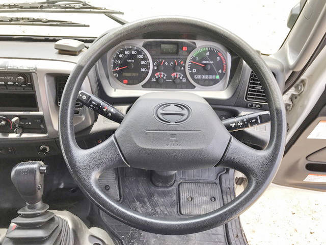 日野レンジャークレーン4段中型（4t）[写真34]