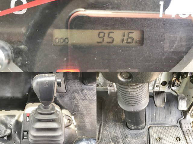 日野レンジャークレーン4段中型（4t）[写真35]