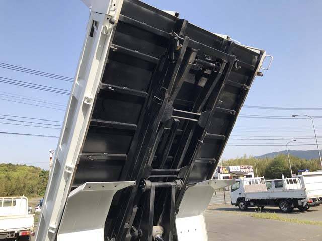 いすゞエルフローダーダンプ小型（2t・3t）[写真16]