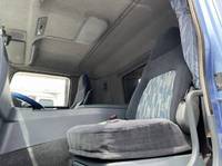 三菱ふそうスーパーグレートアルミウイング大型（10t）[写真31]