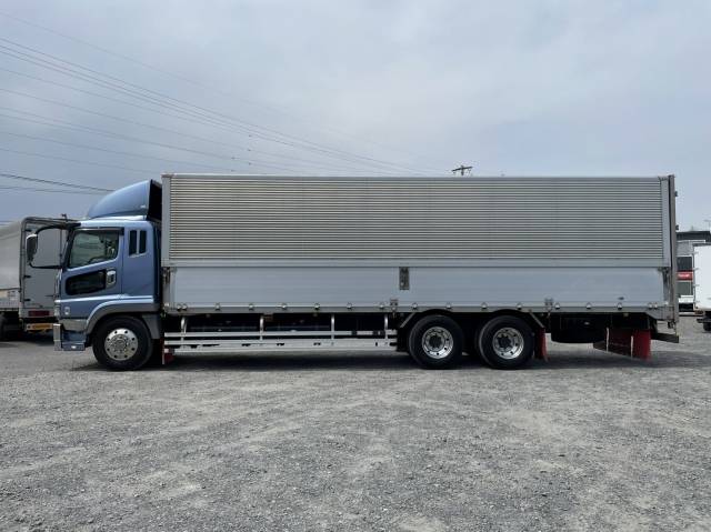 三菱ふそうスーパーグレートアルミウイング大型（10t）[写真05]