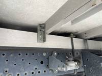 いすゞエルフアルミバン小型（2t・3t）[写真17]