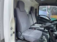 いすゞエルフアルミバン小型（2t・3t）[写真25]