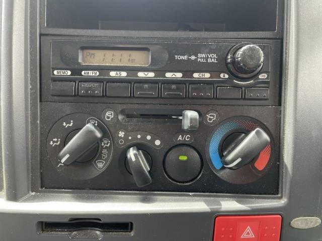 いすゞエルフアルミバン小型（2t・3t）[写真31]