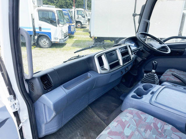 日野レンジャーセーフティローダー中型（4t）[写真32]