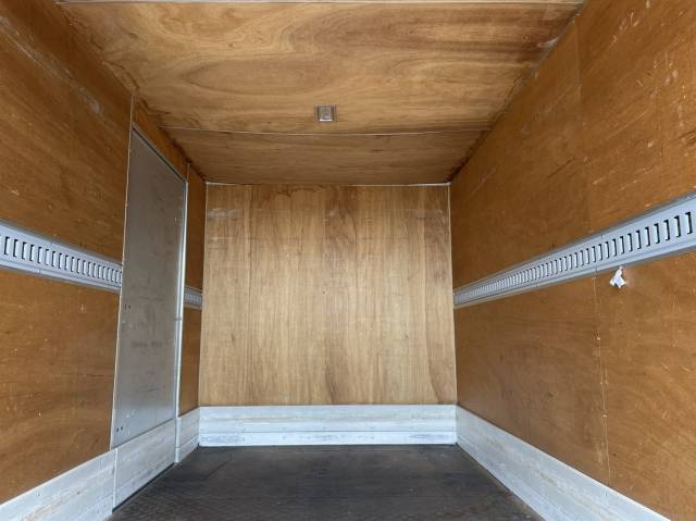 日産アトラスアルミバン小型（2t・3t）[写真15]