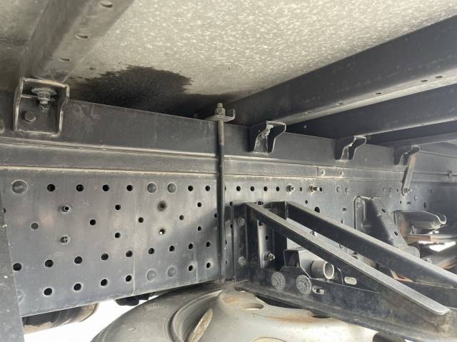 日産アトラスアルミバン小型（2t・3t）[写真26]