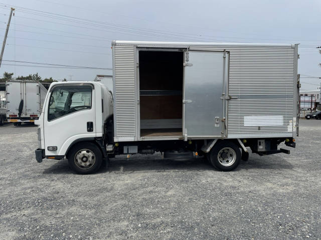 日産アトラスアルミバン小型（2t・3t）[写真05]