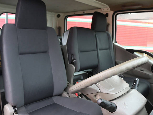 日産アトラスダブルキャブ（Wキャブ）小型（2t・3t）[写真11]