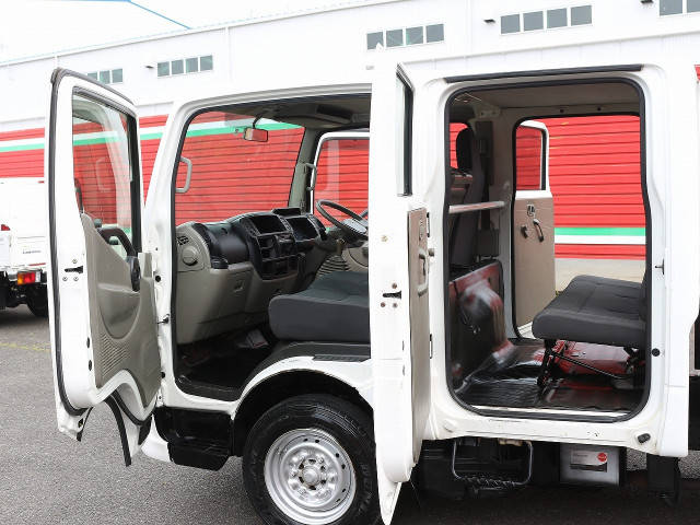 日産アトラスダブルキャブ（Wキャブ）小型（2t・3t）[写真08]