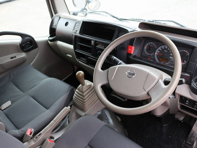 日産アトラスダブルキャブ（Wキャブ）小型（2t・3t）[写真09]