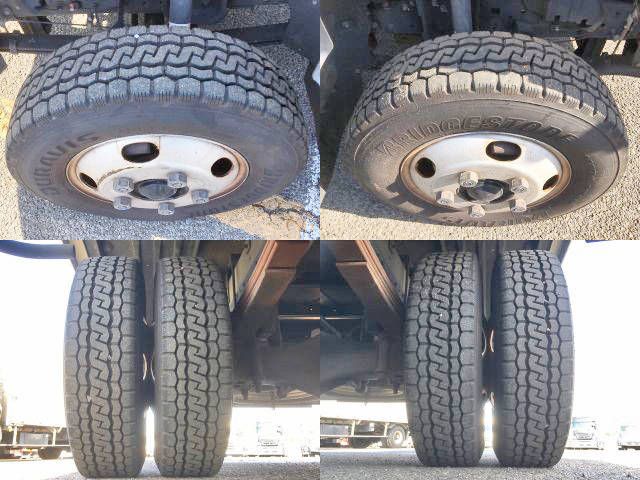 三菱ふそうキャンターアルミバン小型（2t・3t）[写真18]