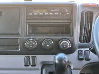 三菱ふそうキャンターアルミバン小型（2t・3t）[写真33]